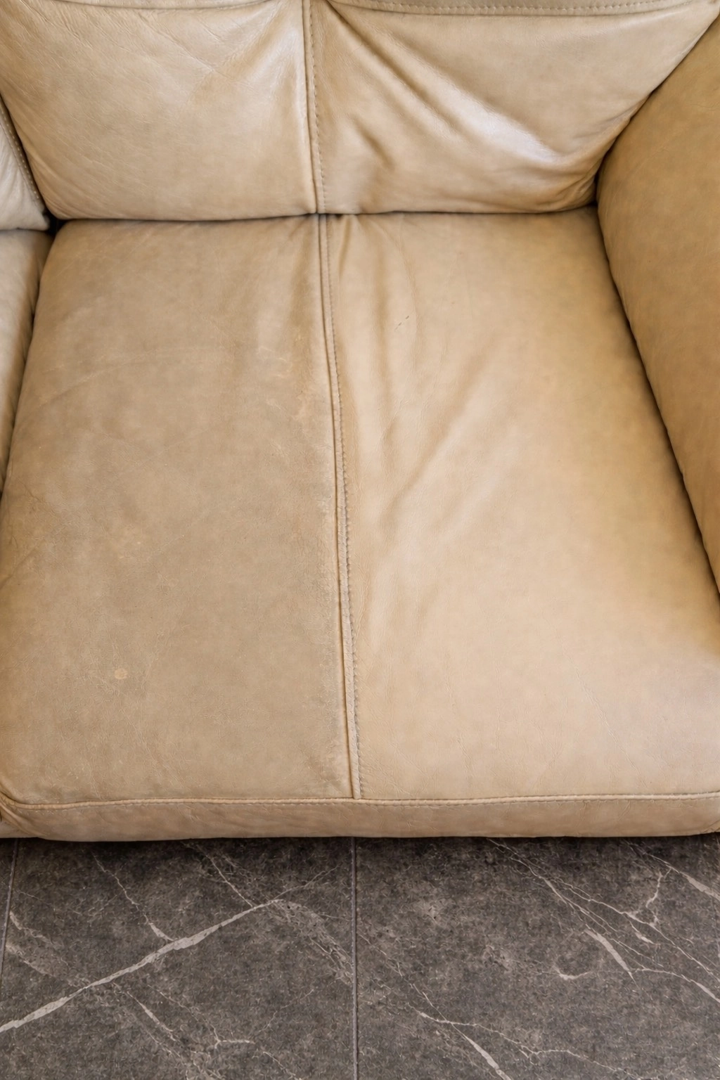 Professional leather cleaning portfolio image 4