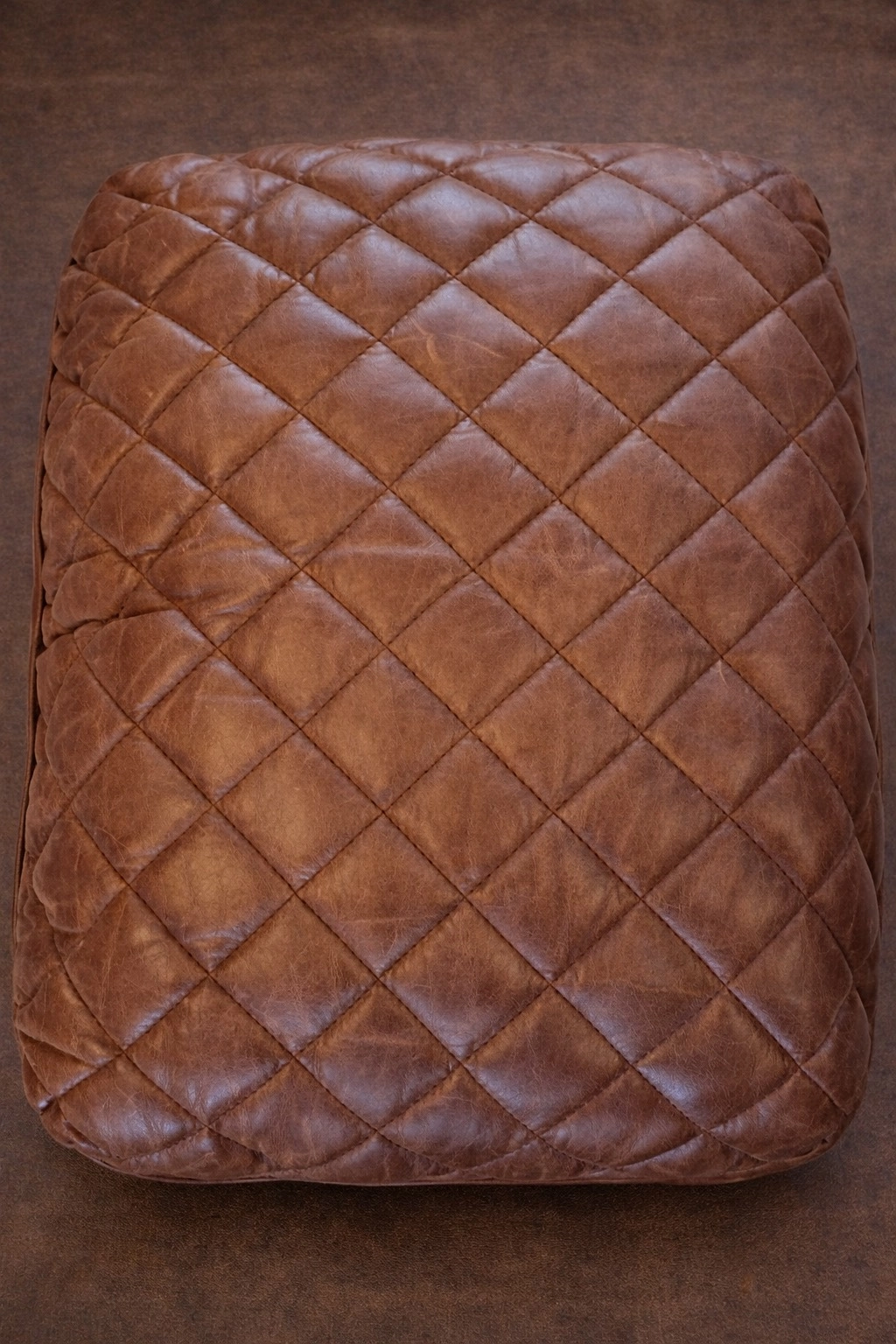 Waxed aniline leather conditioning portfolio image 8