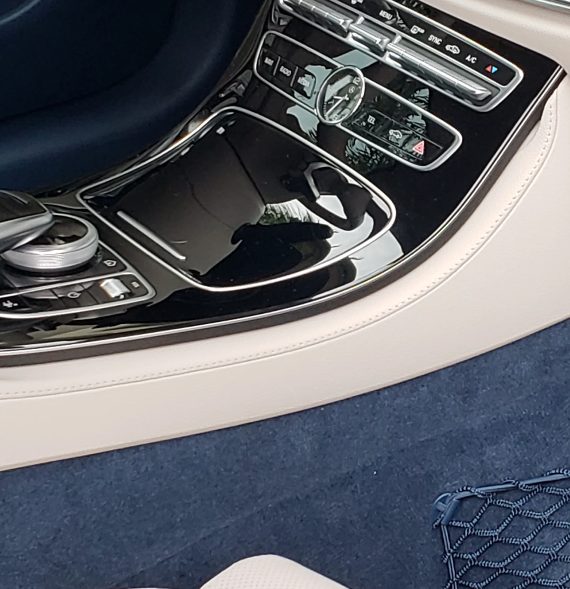 Professional leather repair portfolio image 2